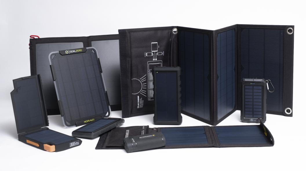 Testfakta har testat åtta portabla solcellspaneler avsedda för friluftsliv som säljs på den svenska marknaden. Foto: Ola Jacobsen
