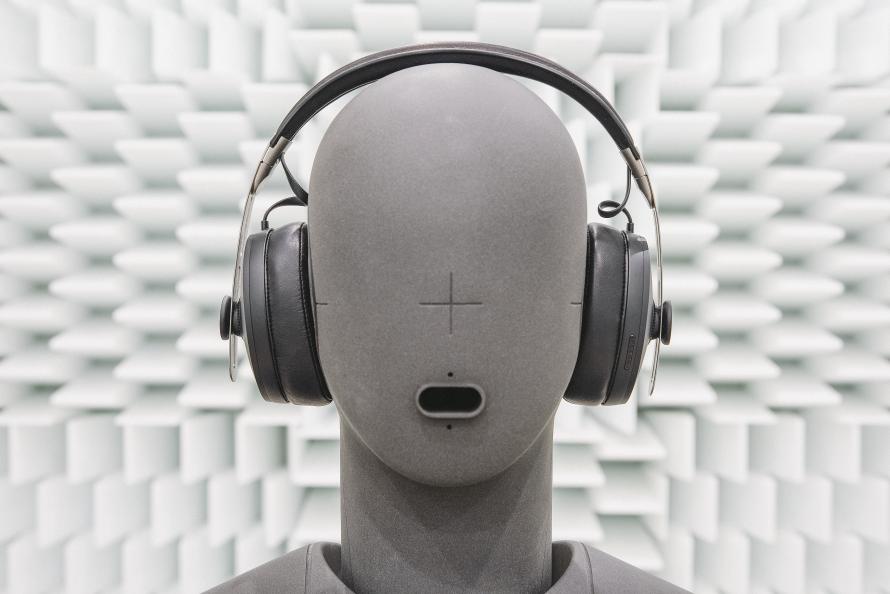 Hörlurarnas brusreducerande egenskaper har både uppmäts akustiskt och bedömts av experter i laboratoriet. Foto: Müller-BBM